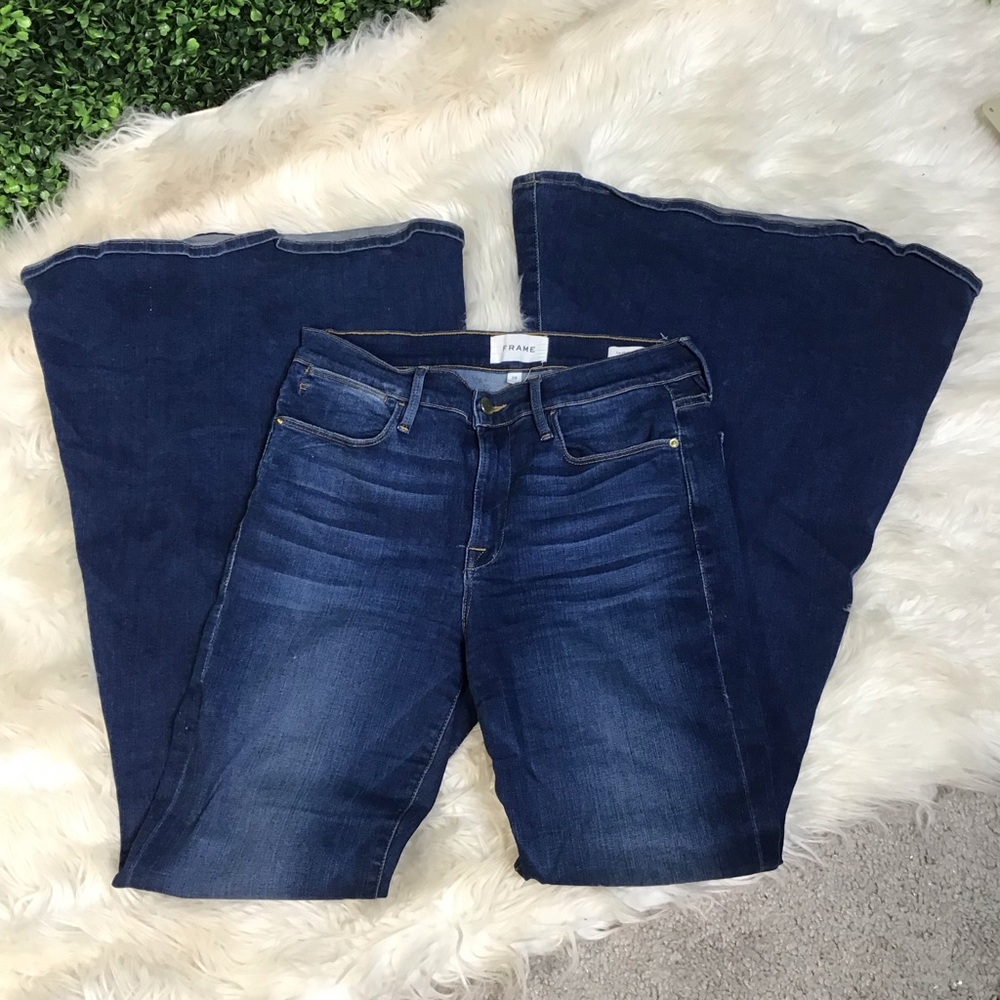 Frame dark blue flare jeans Le High Super Flare